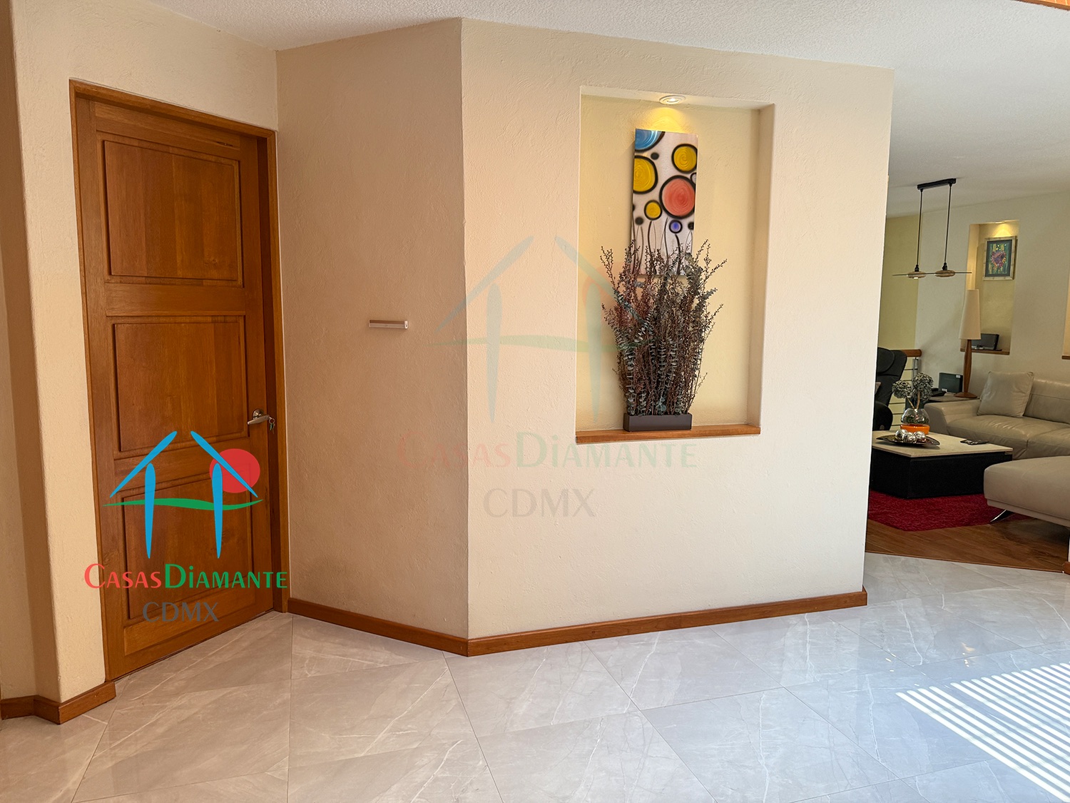 Las Aguilas Casa Iliada F - Escaleras y pasillos 8 Las Aguilas Casa Iliada F - Escaleras y pasillos 8